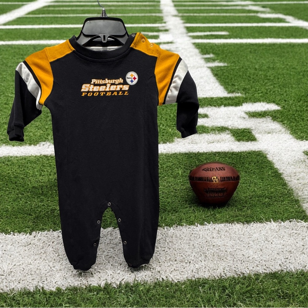Pittsburgh Steelers Black and Gold Footies One Piece size 24 months